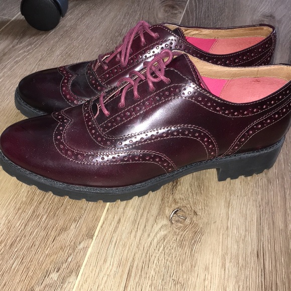 SPERRY DARK BURGUNDY REAL LEATHER OXFORD TYPE BROGUES SIZE 8 EUC - Picture 2 of 9